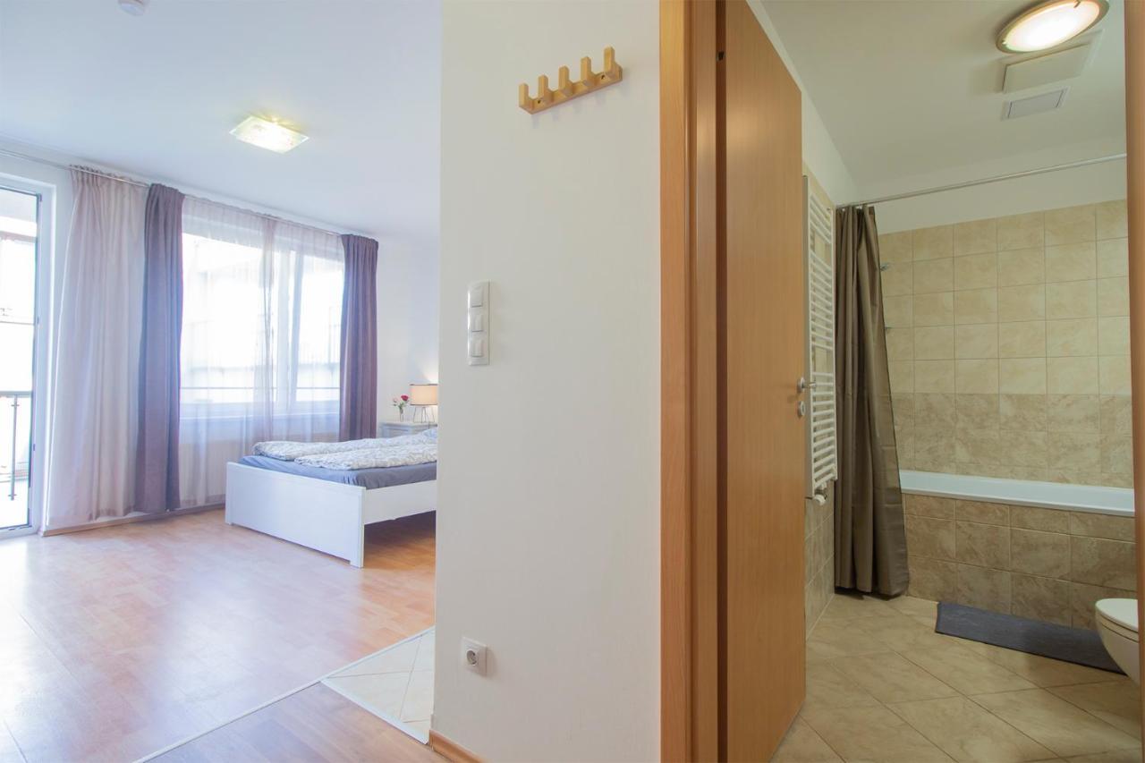 Corvin Modern Studio With Ac, Parking Apartment Budapesta Exterior foto