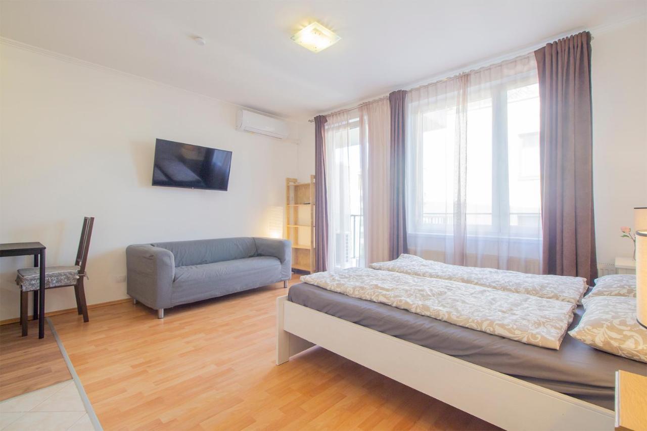 Corvin Modern Studio With Ac, Parking Apartment Budapesta Exterior foto